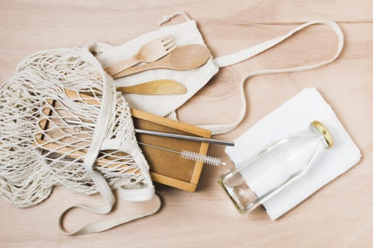 Flat photo created by freepik - www.freepik.com