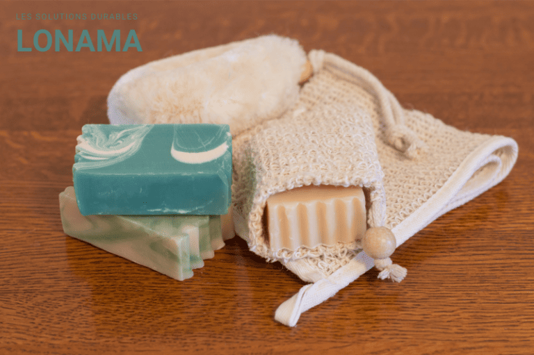 Savon au lait de chèvre : guide complet (bienfaits, utilisations, prix)